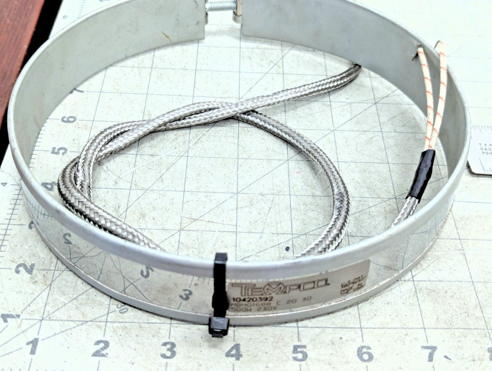 8” x 1 ½” Mica Band Heater 500W 230V Tempco MBH01688 10420392 Uniloy [B7B1]