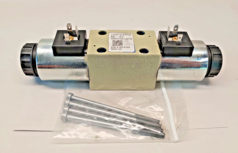 Rexroth R900951976 Used Directional Spool Valve 4WE6H62/EG24N9K4=00