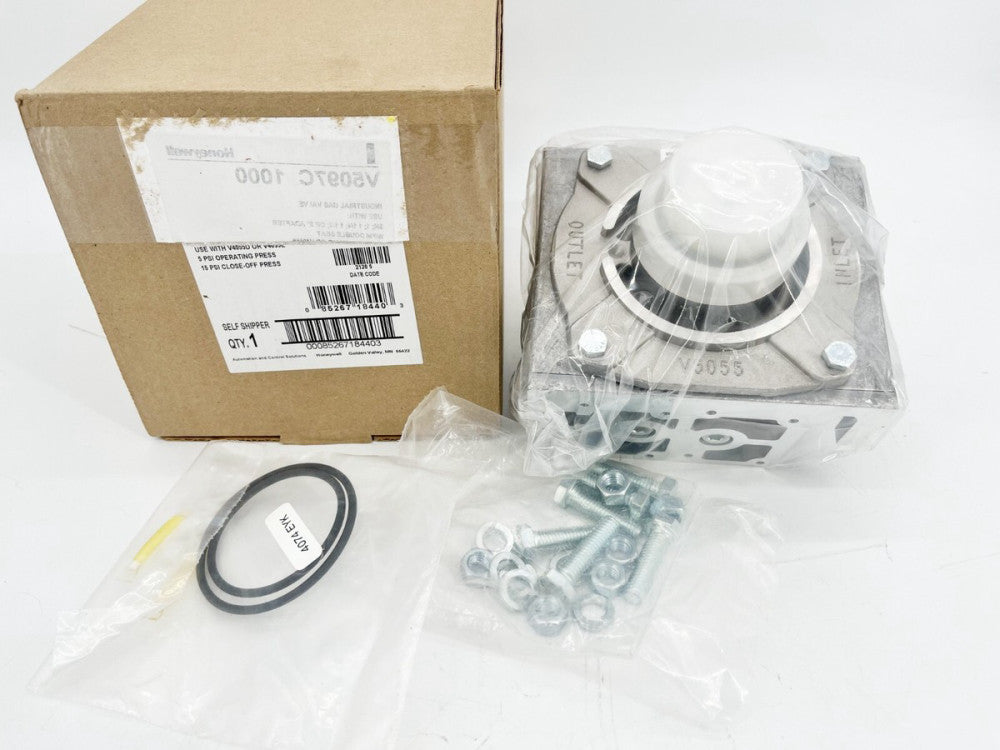New Honeywell V5097C1000 Small Body Gas Valve
