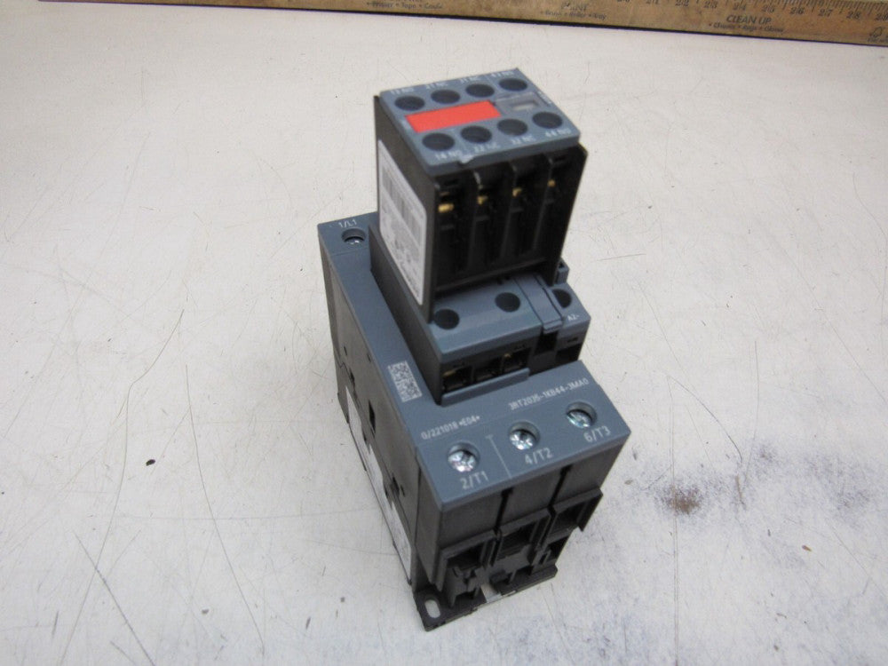 SIEMENS SIRIUS CONTACTOR 3RT2035-1KB44-3MA0 XLNT USED TAKEOUT MAKE OFFER !!