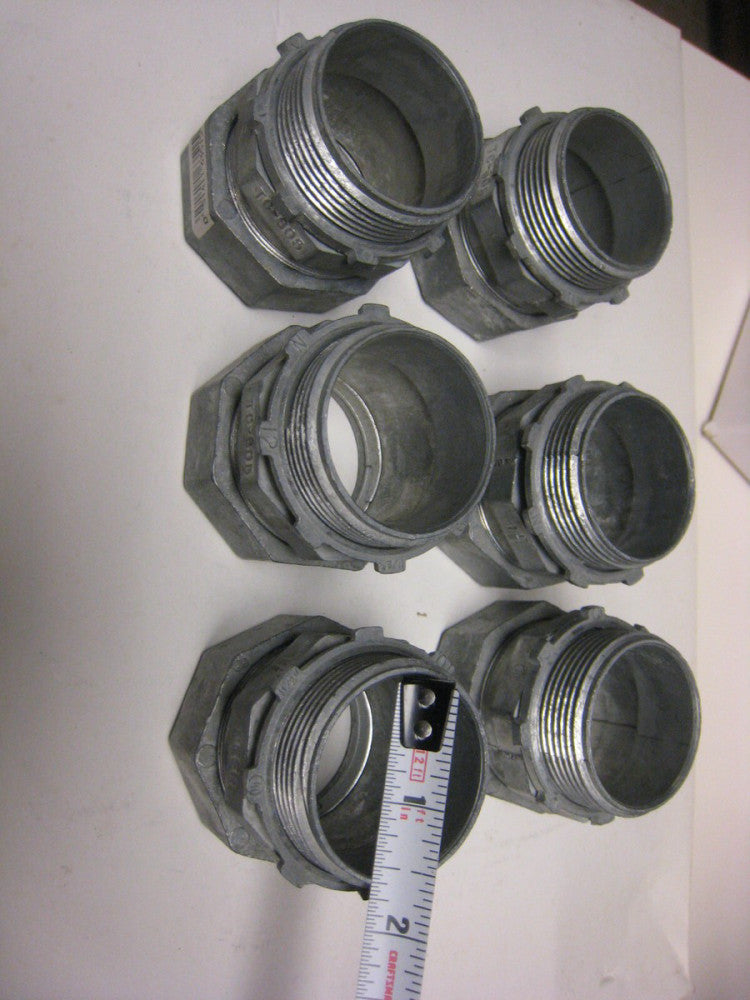 6 yes 6 --Halex 1-1/2 In. Compression EMT Conduit Connector to Box   