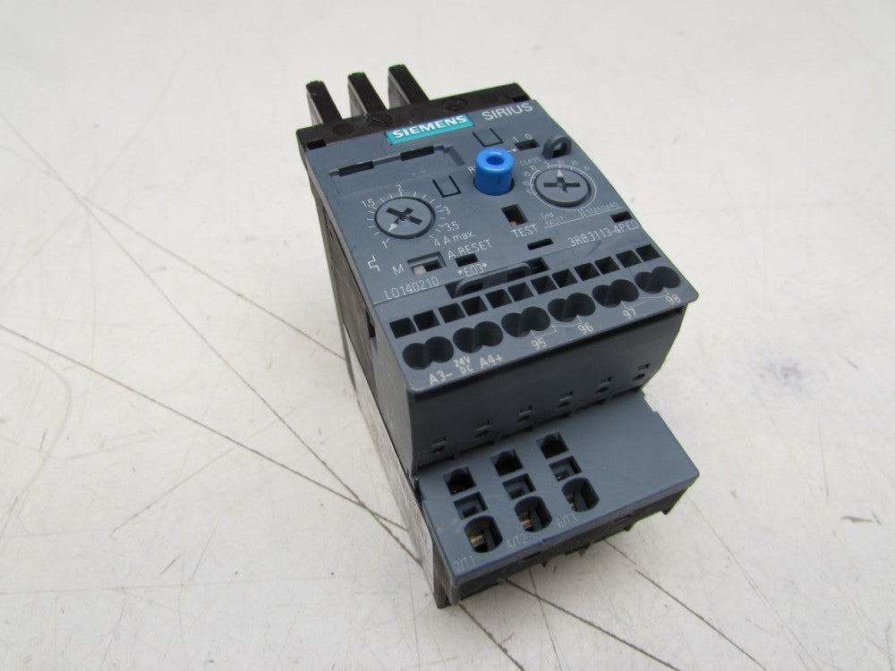 SIEMENS SIRIUS 3RB3113-4PE0 OVERLOAD RELAY 600V 4AMP XLNT USED TAKEOUT M/OFFER
