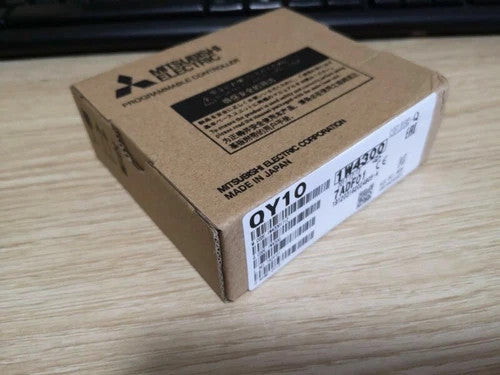 NEW Mitsubishi PLC MELSEC-Q Output Unit QY10 Original