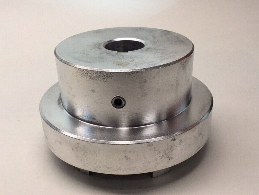 Magnaloy M70011612 Used Jaw Coupling 700 Hub 1-1/2 x 3/8 keyway M700-11612