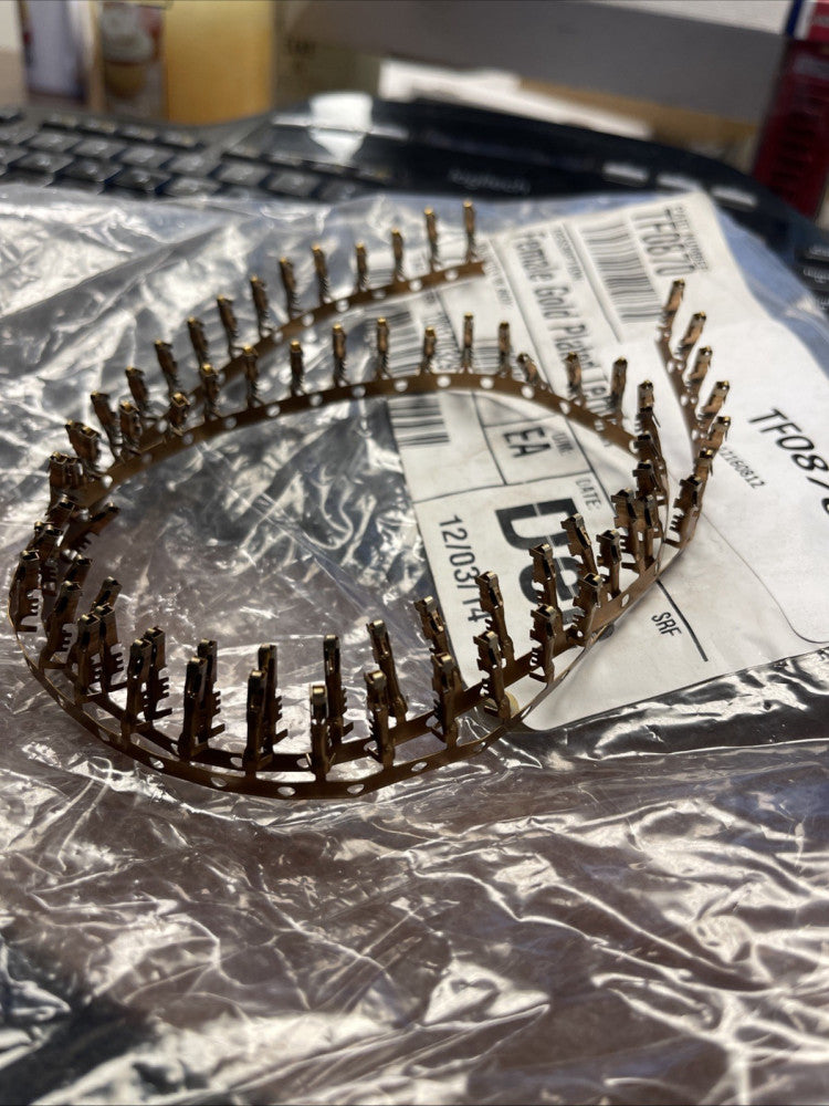 (70 PCS) FEMALE GOLD PLATED TERMINAL TF0870 *FREE SHIPPING*
