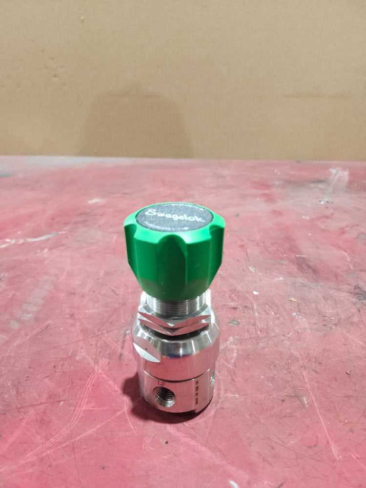 NEW SWAGELOK PRESSURE REGULATOR DIAPHRAGM 250PSI KPR1B1C5IA40A00