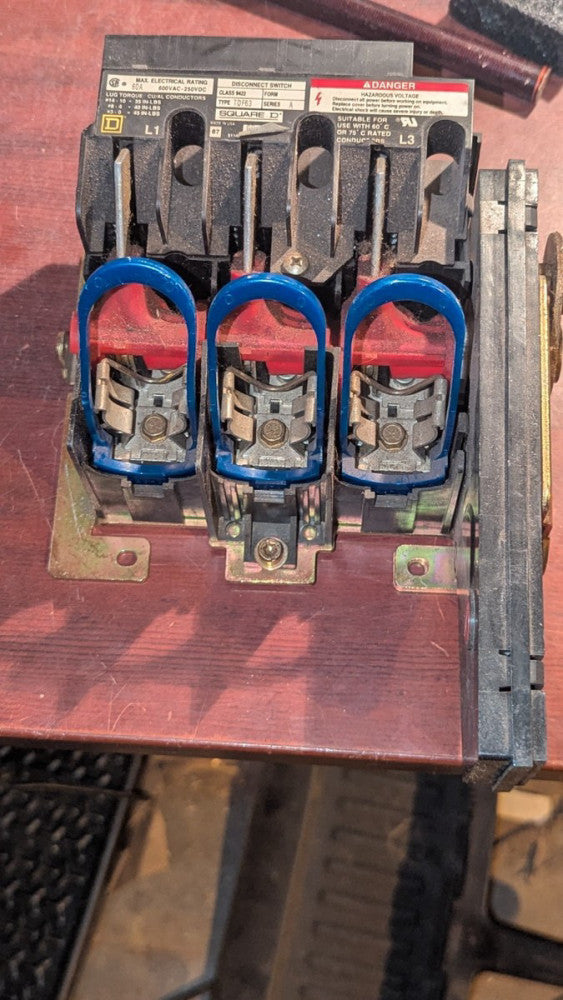 SQUARE D 9422 TDF63 with 40566-040-51 NOS