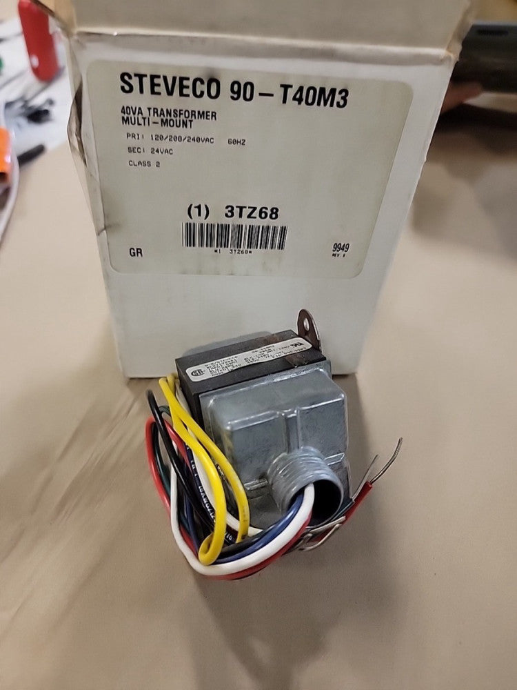 Steveco 90-T40M3 White Rogers 40VA Transformer T40-24M3 120/208/240 24vac  New