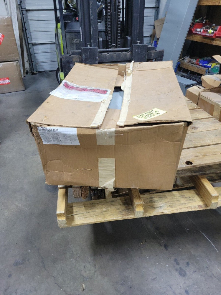 NEW OLD STOCK SIEMENS 17HP92NF1581 COMBINATION W FURNAS 14HP32AA*81 SIZE 3