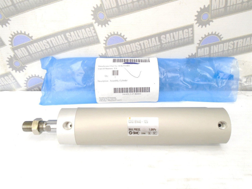 SMC - Round Body Cylinder - CDG1DN40-125 - pneumatic, dbl act - NO BRACKET (NEW)