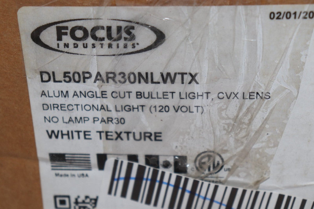 Focus Industries Directional Light PAR30 White Texture 9-1/2" L DL-50PAR30NLWTX