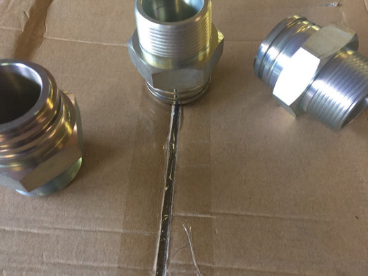 1-1/4 HYDRAULIC HOSE SWIVEL BUSHING THREADED, P/N 2165 (2 CT)