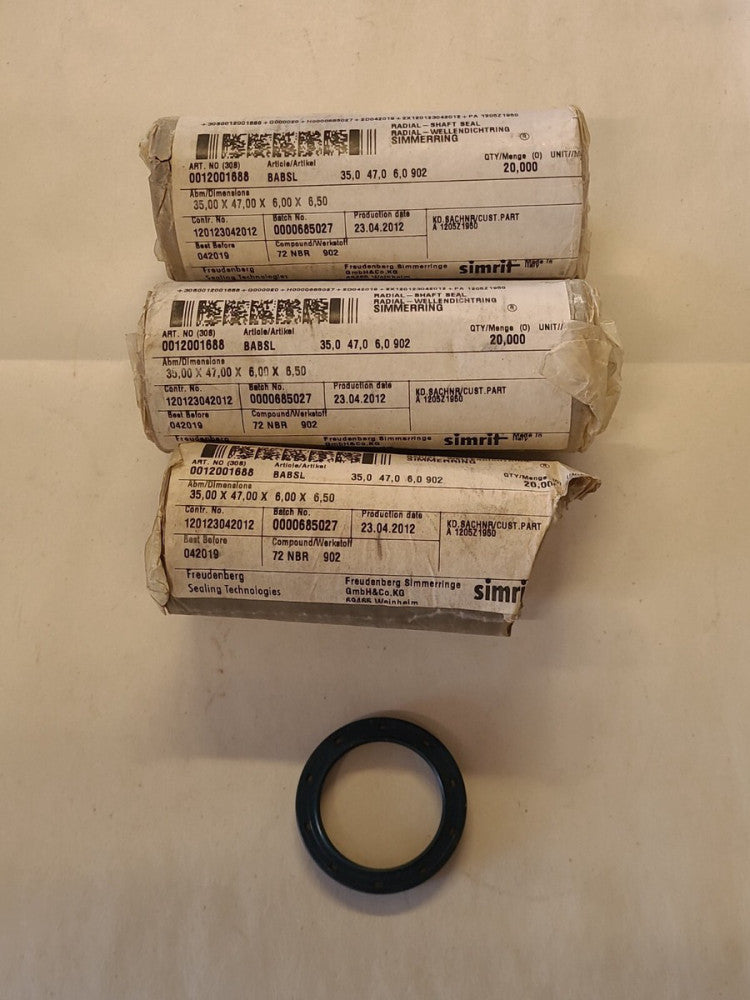 Lot Of 55 Simrit 35x47x6 mm Oil Seals NBR