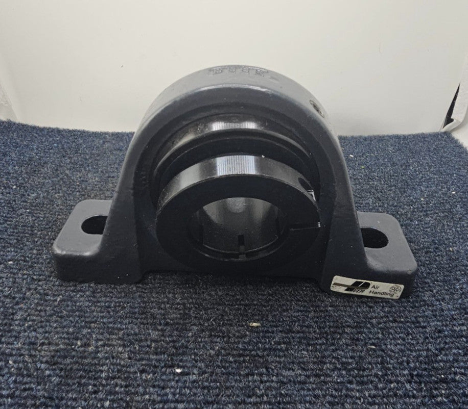 Peer P209 2-Bolt Pillow Block Bearing with 6840679 Bearing Black