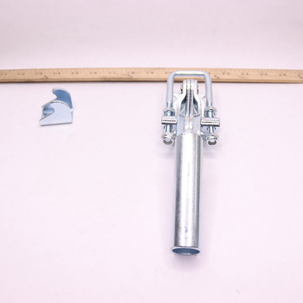 Clamptek Toggle Clamp Latch Flanged Base 900Kg Cap CH-4034 - Missing Handle Grip