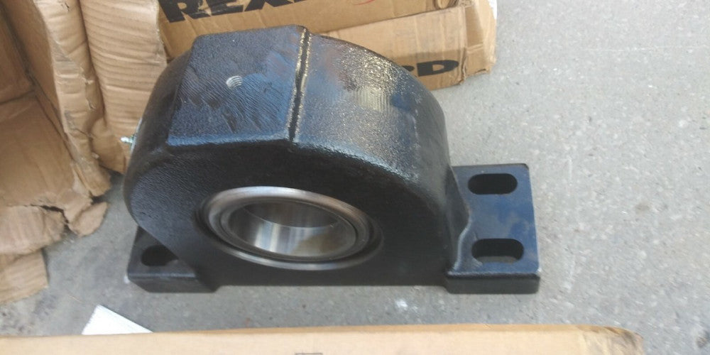 (1) NEW REXNORD ZAF6315F SOLID PILLOW BLOCK 03-00761