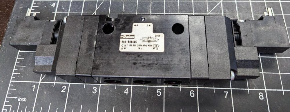 Parker B Series Double Solenoid 4-way 3-position Valve B551BB549C NEW [A3B2]
