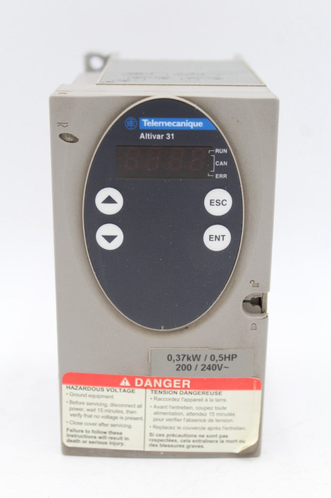 Telemecanique ATV31H037M2 Frequency Converter