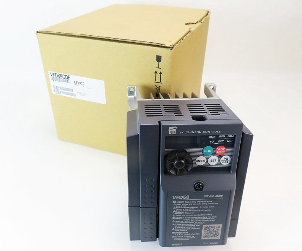Johnson Controls VFD68CDF VFD68 Series VFD Drive 480VAC 3-Phase 0.4 kw 1/2HP NIB
