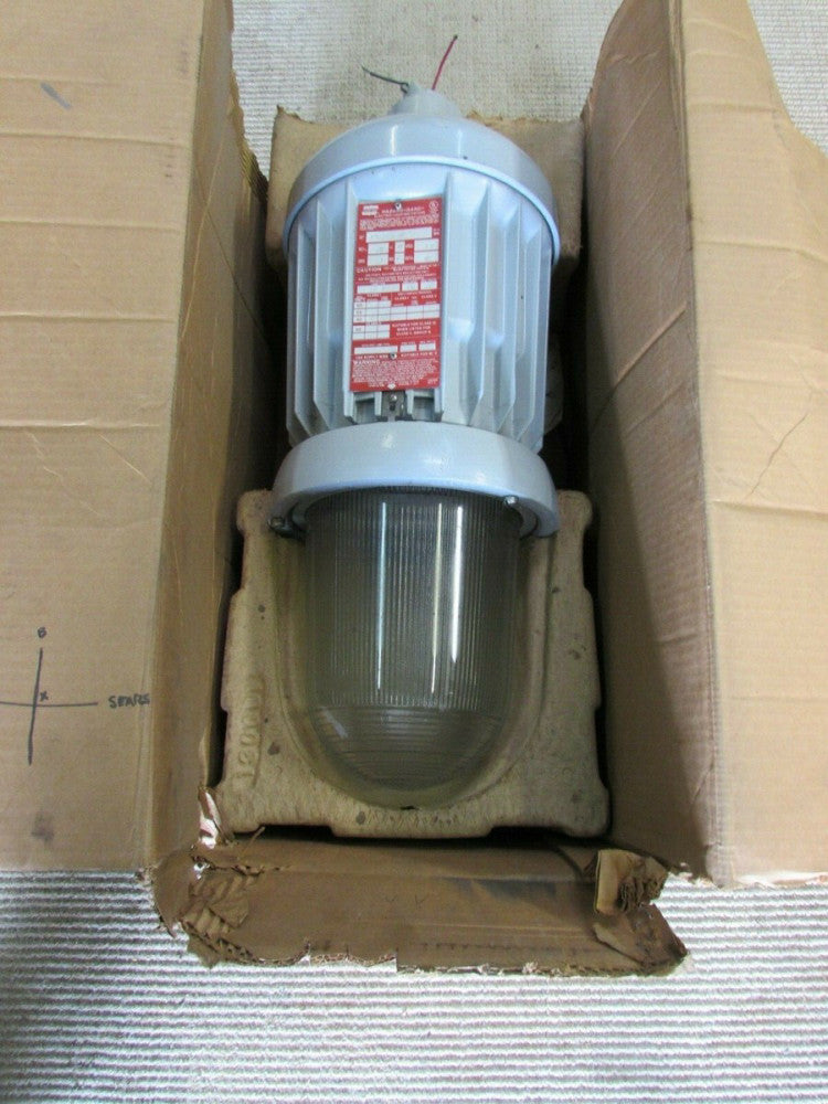 CROUSE-HINDS EVMA93400/120 , HAZARD GARD LIGHT FIXTURE, 400W/120V, MAKE OFFER!