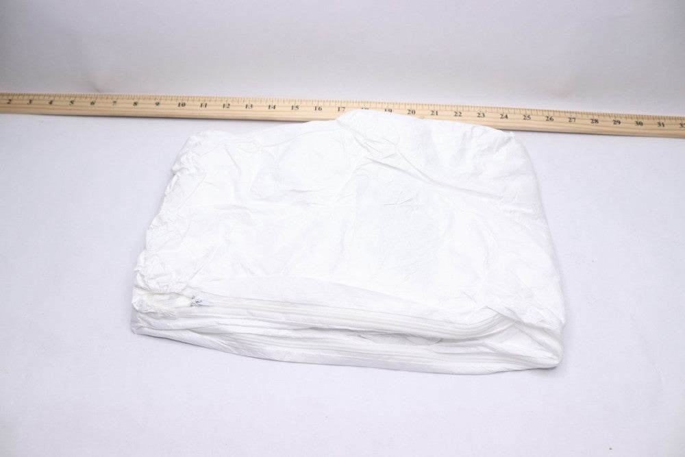 Dupont Collared Disposable Coveralls ISO 6 White XL IC105SWHXL002500