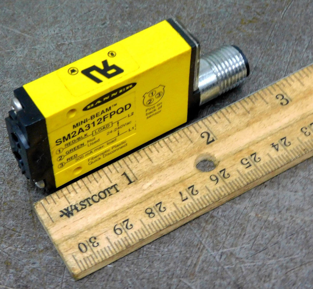 Banner Mini-Beam SM2A312FPQD Photoelectric Sensor 250V AC 300mA