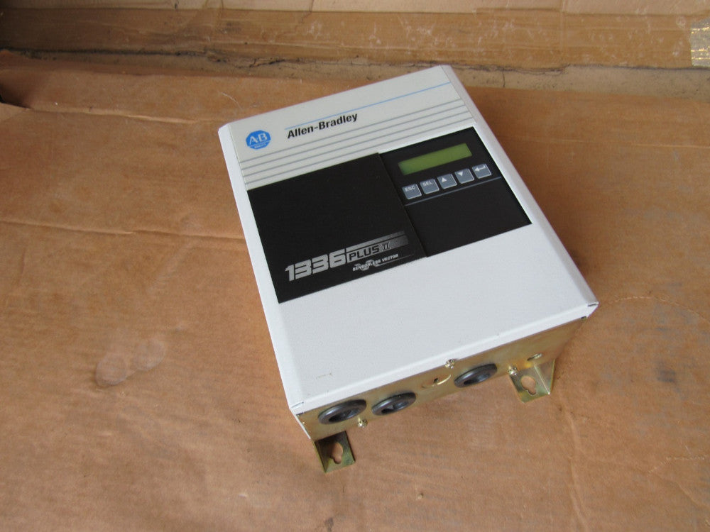 ALLEN-BRADLEY 1336F-BRF05-AE-EN SENSORLESS VECTOR DRIVE 460V 0.5HP MAKE OFFER