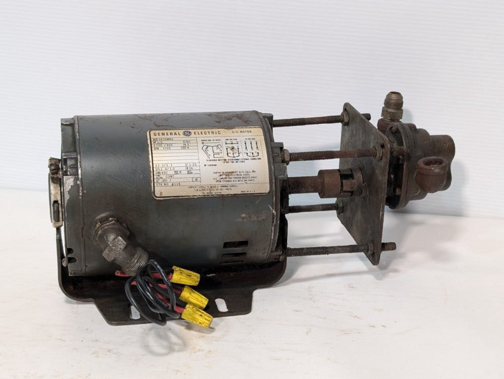 General Electric 5K36MN4 AC Motor, 1/2hp, 1724rpm, 230v480v, with Attachment