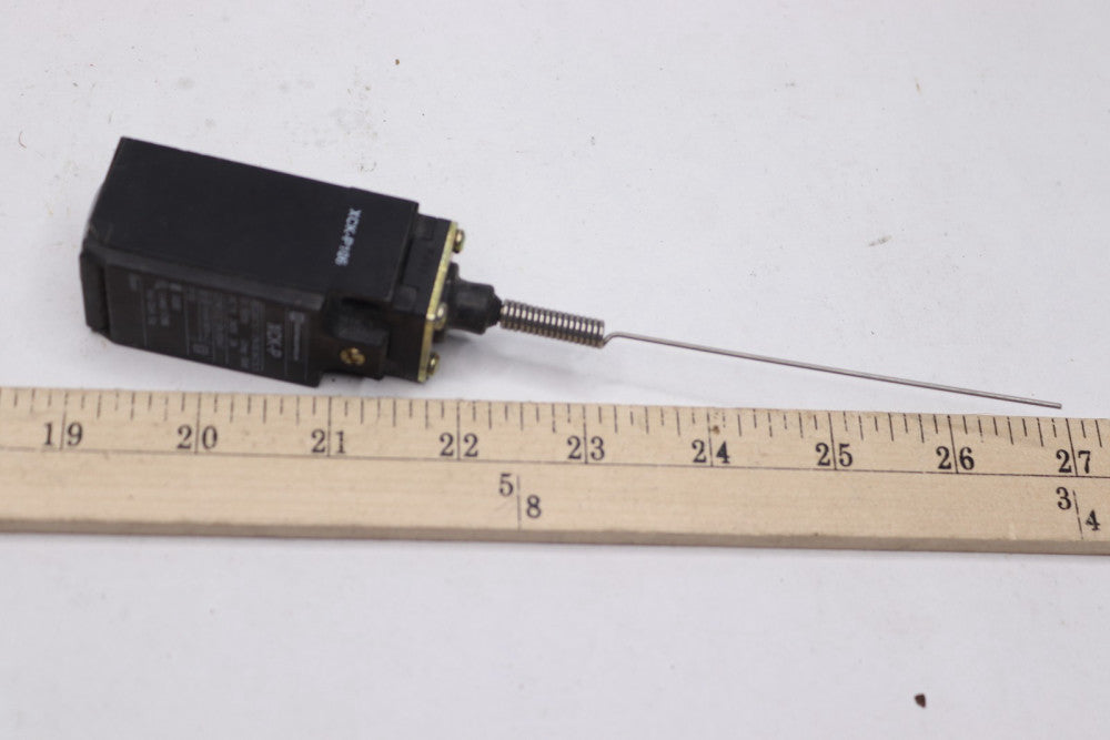 Harfington Parallel Roller Plunger Actuator Limit Switch 3A 240VAC XCK-P