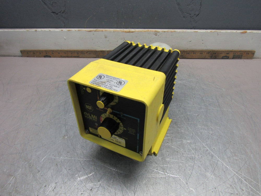 LMI Milton Roy B721-85S METERING PUMP 120V 1.5A 2.50GPH 100PSI NICE USED TAKEOUT