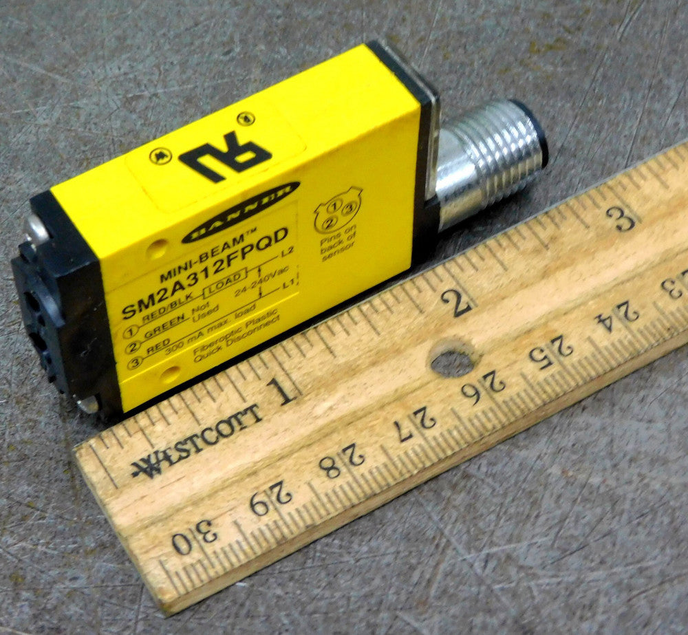 Banner Mini-Beam SM2A312FPQD Photoelectric Sensor 250V AC 300mA