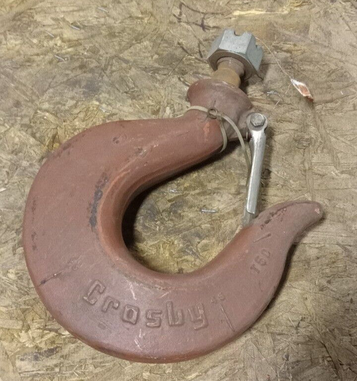 CROSBY HOIST SWIVEL HOOK W/ LATCH T5D R3804