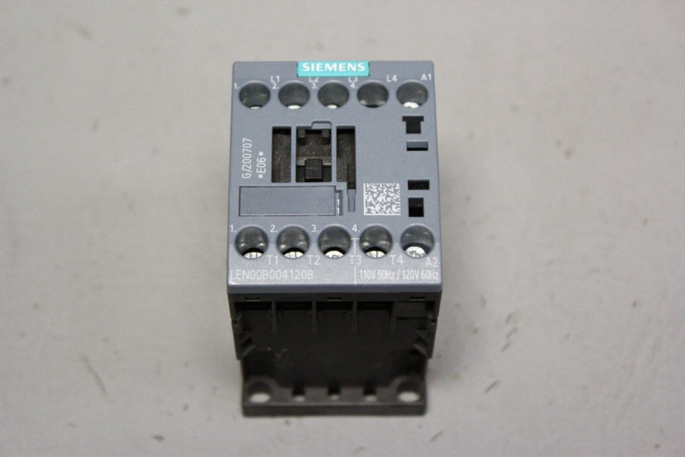 UNUSED SIEMENS CONTACTOR LEN00B004120B