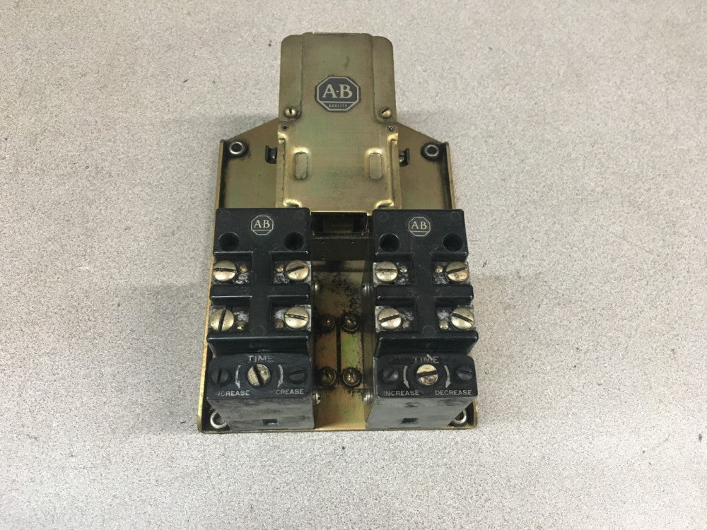 NEW NO BOX ALLEN-BRADLEY PNEUMATIC TIMING RELAY 849-ZOD122 SERIES B