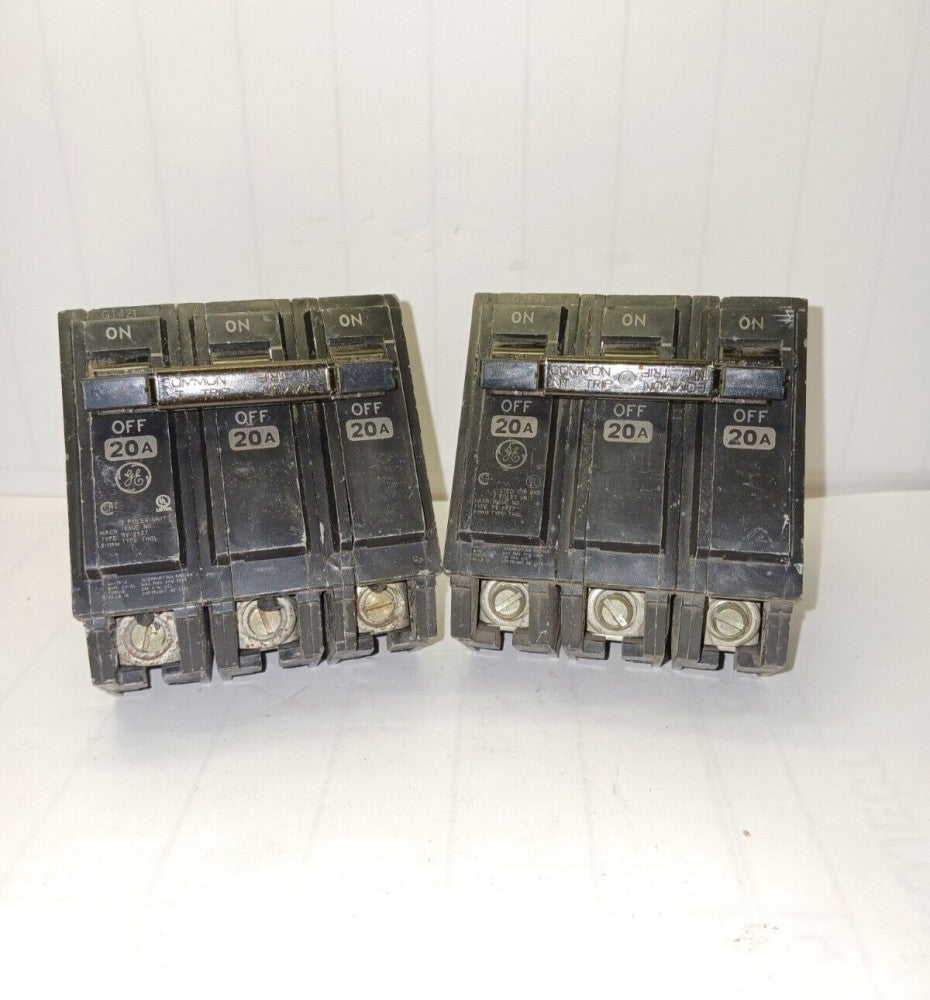 LOT OF 2) GENERAL ELECTRIC 20 AMP CIRCUIT BREAKER 3 POLE 240 VAC THQL320