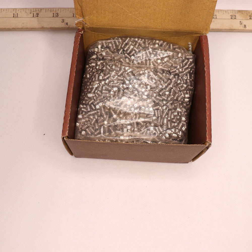 (5000-Pk) Brighton Best Socket Screws Set Stainless Steel #10 - 24x1/4 102114