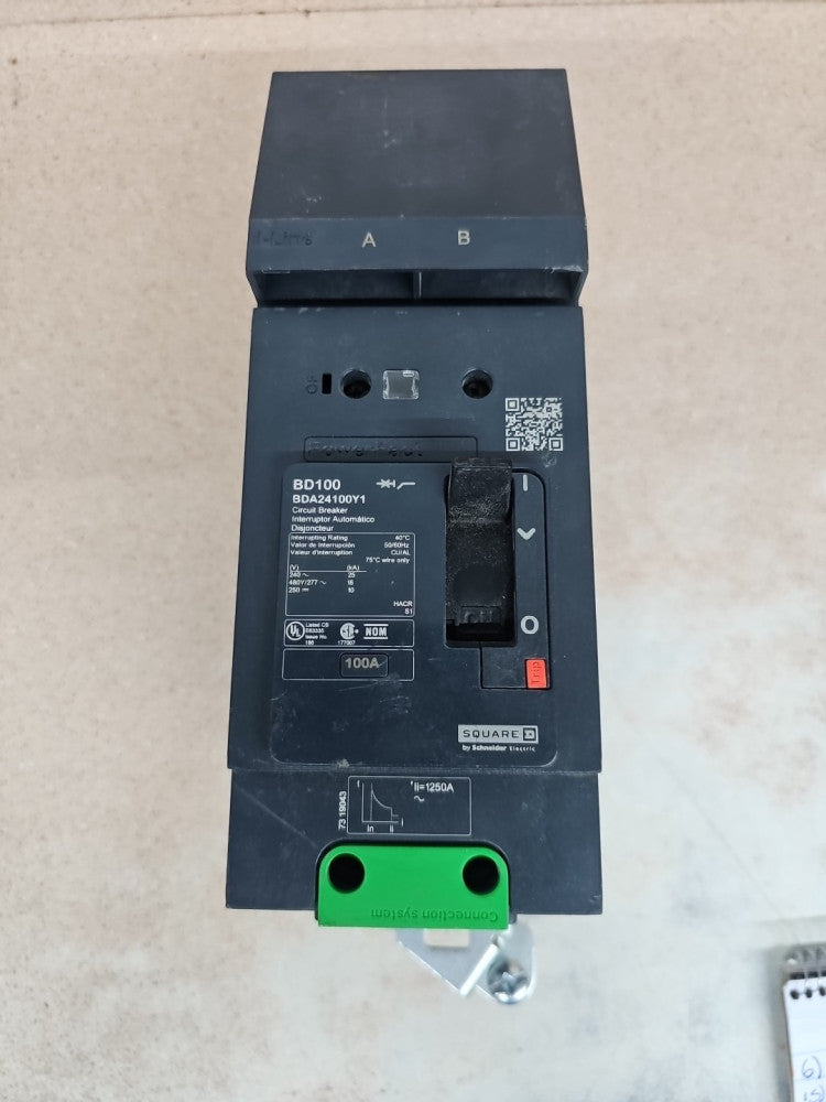 New Old Stock Square D BDA24015Y1 2 Pole 15 Amp 480V AB PHASE Circuit Breaker 
