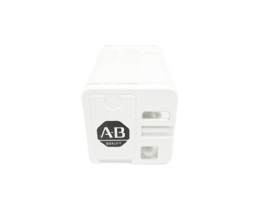 ALLEN BRADLEY 700-HB33A1-4 SER. A 120VAC 10A UNMP