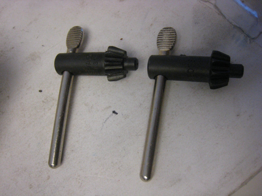 2 yes 2 Jacobs Chuck Keys  K30 from military supplier