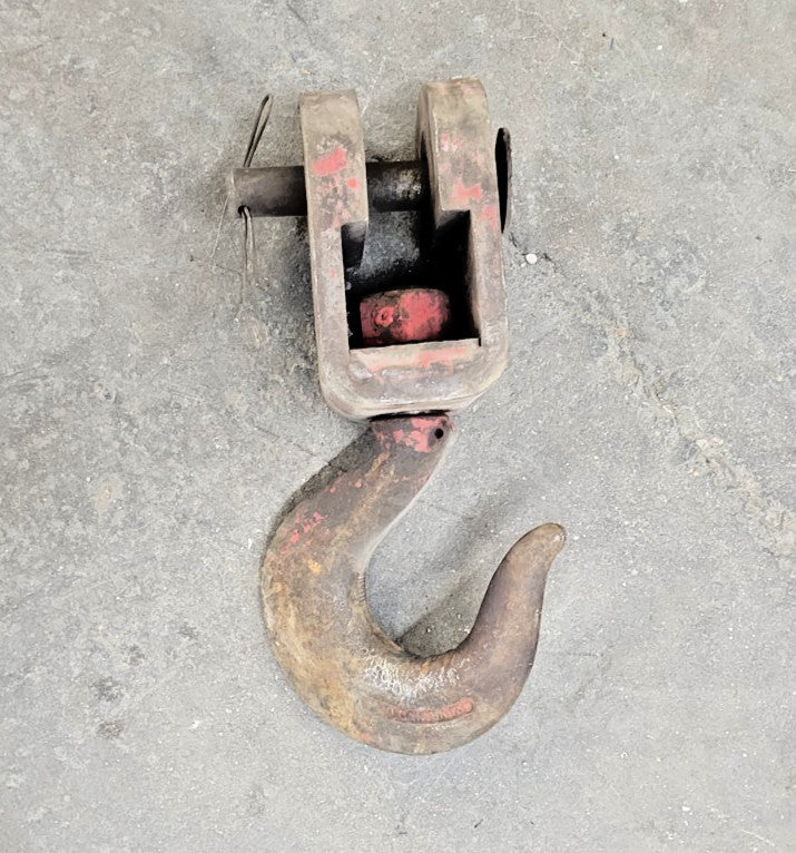 UNBRANDED CLEVIS SWIVEL HOOK ASSEMBLY 9 TON ESTIMATED CAPACITY *SEE DECRIPTION*