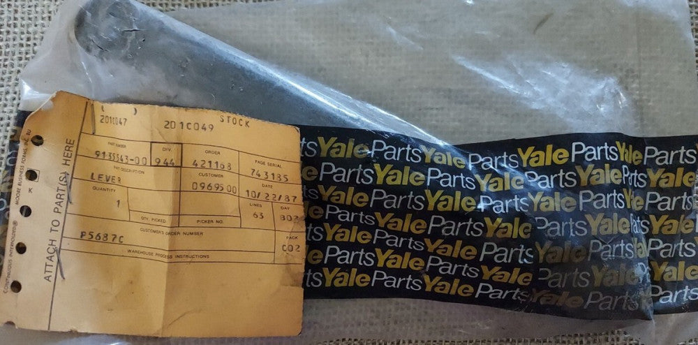 YALE FORKLIFT PART - 913554300 / 9135543-00. LEVER for Hand Brake Assembly