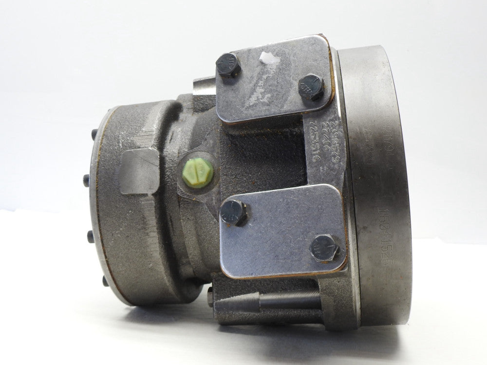 OEM Bobcat 7253516 2-Speed Hydrostatic Drive Motor Replacement S850 Skid Steer