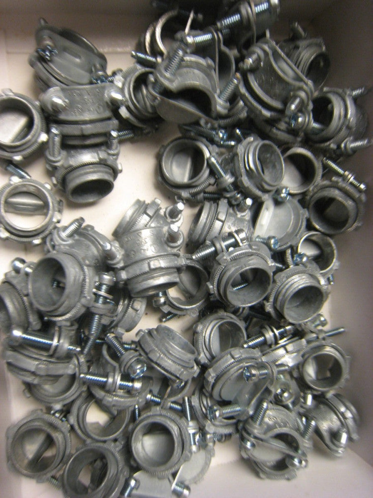 54 Gampak Sigma Electric  NM/SE Clamp Cable Connector  3/8 in. Dia.