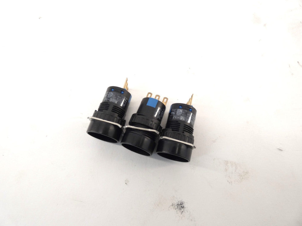 *Lot of 3* IDEC AB6-M 30VDC 250VAC Pushbutton Switch - NEW Surplus!