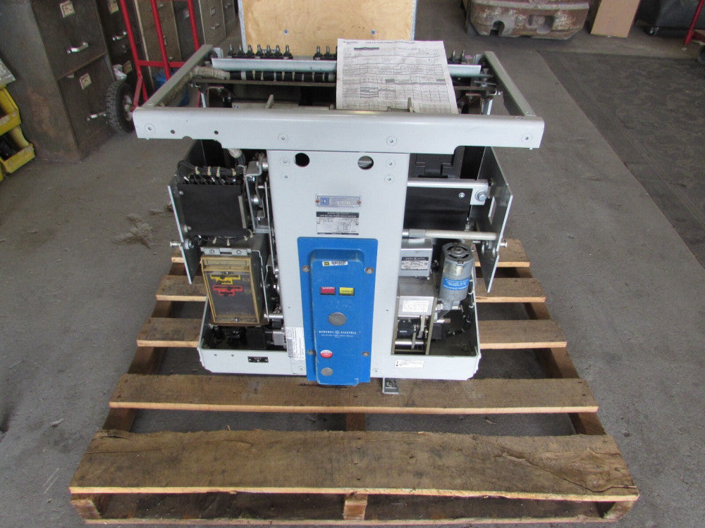 General Electric AKR-5C-75 , LOW VOLTAGE CIRCUIT BREAKER, 3200A, W/ TEST REPORT!