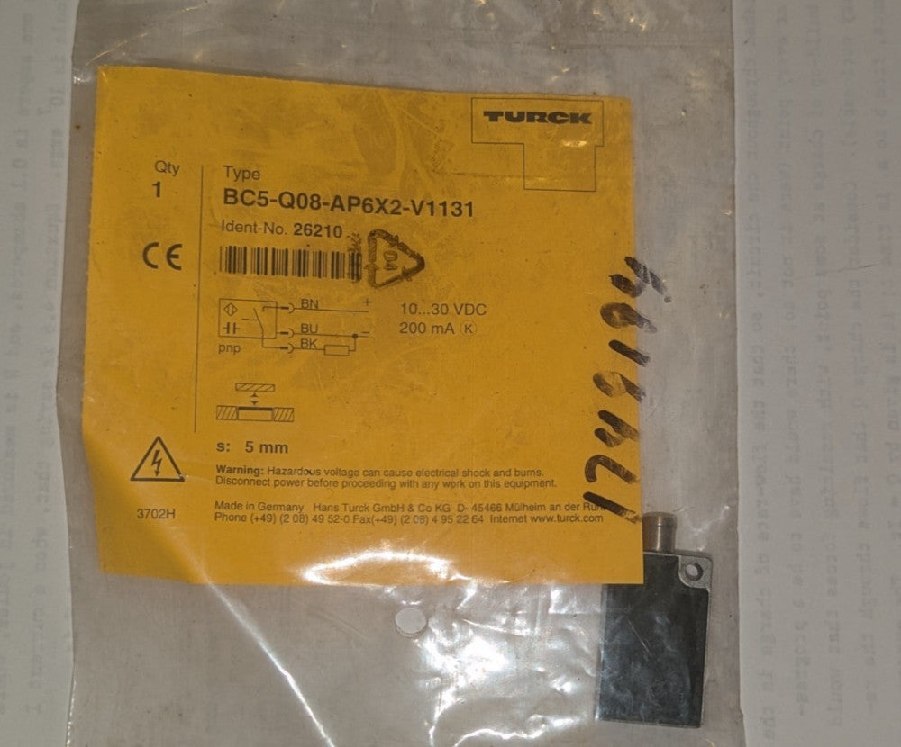Turck Capacitative Sensor 26210 BC5-Q08-AP6X2-V1131 NIB