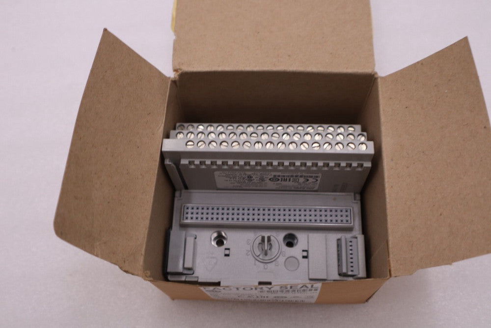 Allen Bradley 1794-TB3 Flex Terminal Base Module NEW IN BOX STOCK H525A