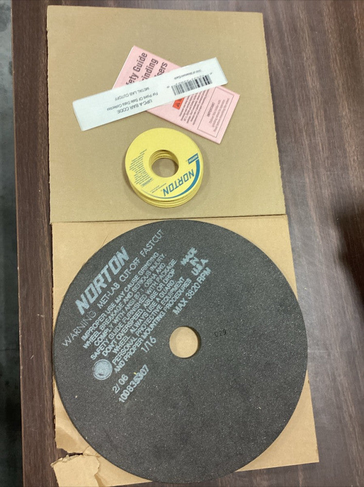 NIB (5) NORTON 10 X 1/16 X 1-1/4 ALUMINUM OXIDE CUT OFF WHEEL #66253122821