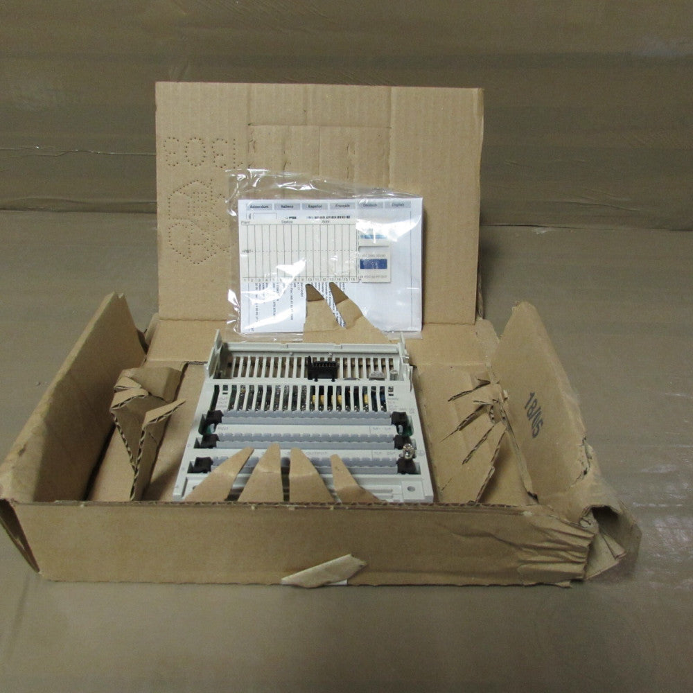 SCHNEIDER TSX MOMENTUM 170ADO35000 I/O BASE 24VDC 32PT OUT, NIB! MAKE OFFER!