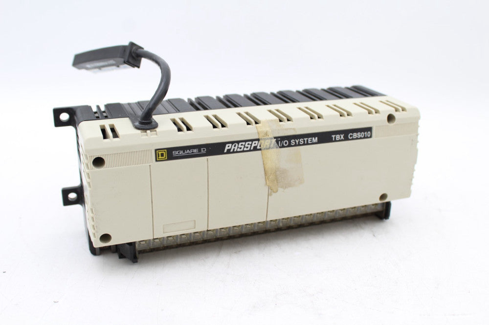Square D TBXDMS16C222 8 in / 8 out Control Unit *Missing Plastic Wire Cover